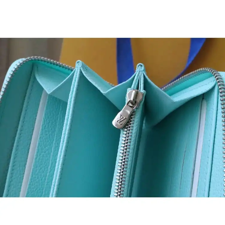 LV Bag 2209DJ0069 0801